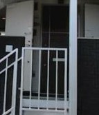 川崎市多摩区生田７丁目のアパートのエントランス