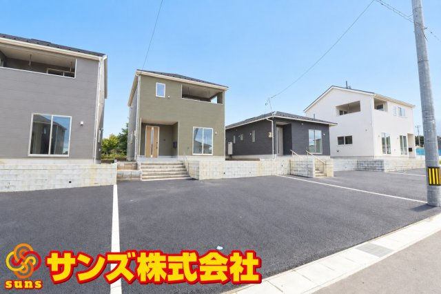 郡山市田村町東山１丁目第1　　　４号棟　　　守山小学校、守山中学区の外観|南西側から見た外観