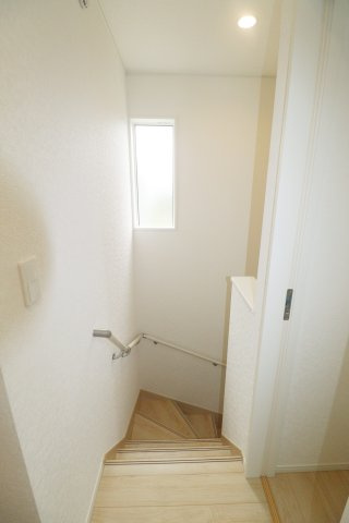 郡山市田村町東山１丁目第1　　　４号棟　　　守山小学校、守山中学区の内装