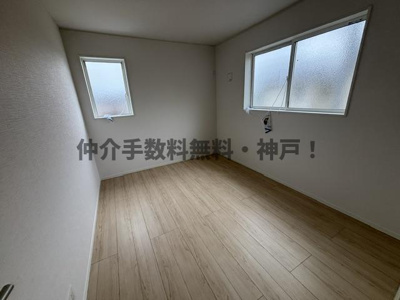 【洋室】 | 神戸市西区池上5丁目 　新築戸建3号棟　仲介手数料無料！ | 広々とした洋室です