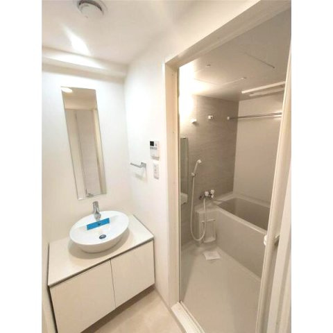 S-RESIDENCE神戸磯上通の浴室