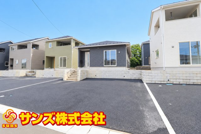 郡山市田村町東山１丁目第1　　　５号棟　　　守山小学校、守山中学区の外観|南東側から見た外観