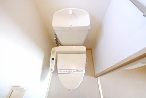 熊本市中央区出水７丁目のアパートのトイレ