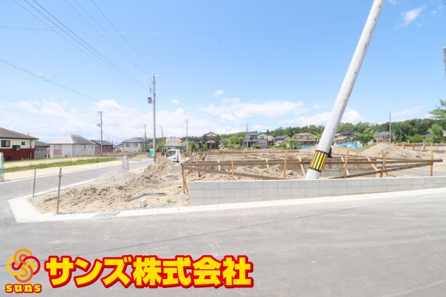 郡山市田村町東山１丁目第1　　　６号棟　　　守山小学校、守山中学区の外観|東側から見た外観