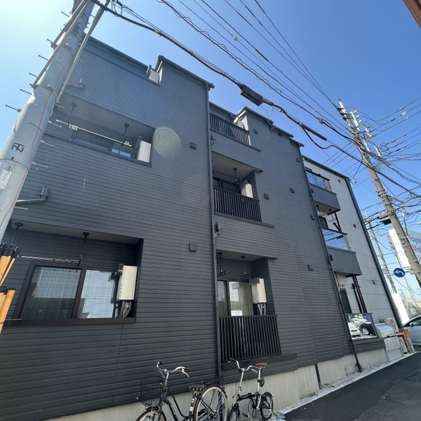 メルディア西府の外観