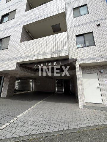 横浜市港北区大豆戸町の賃貸マンションのエントランス