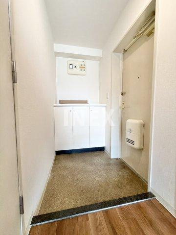 横浜市港北区大豆戸町の賃貸マンションの玄関