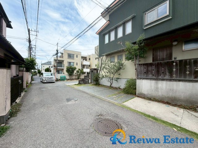 中古戸建　茅ヶ崎市菱沼海岸の前面道路含む現地写真