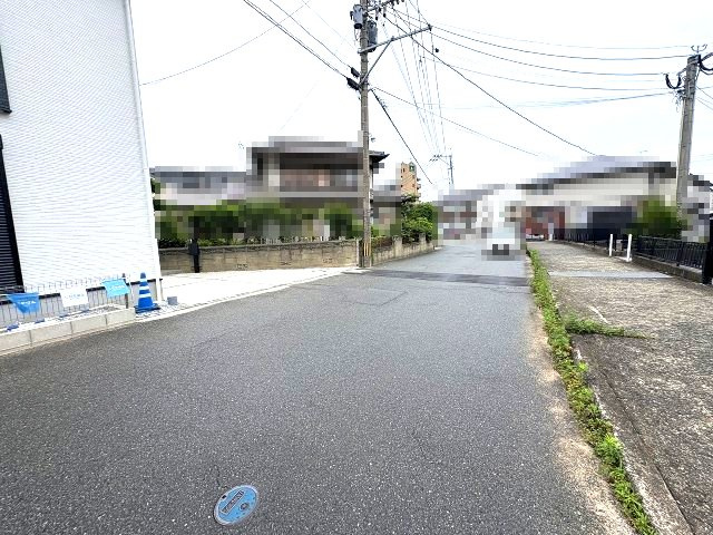 【その他】 | 糟屋郡志免町南里3丁目1期　1号棟（全1棟）【仲介手数料無料・0円】 | 現地写真。前面道路です。