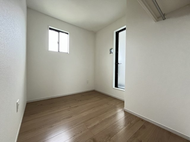 【子供部屋】 | 糟屋郡志免町南里3丁目1期　1号棟（全1棟）【仲介手数料無料・0円】 | 現地写真。