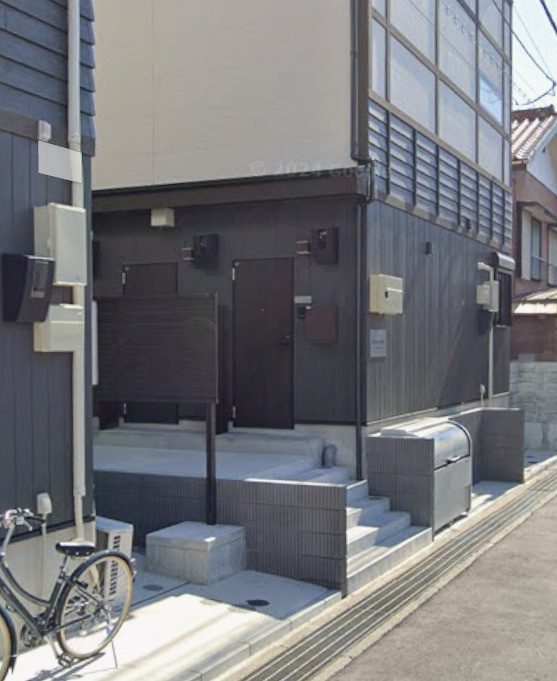 MELDIA岩槻Ⅱのエントランス