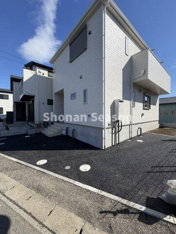 【現地画像あり】平塚市東真土第10　新築戸建　全１棟の外観|耐震+制震装置搭載で繰り返す地震に強い新築戸建◎
完成済みにつき、いつでも内覧可能です！