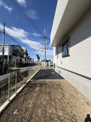 【現地画像あり】平塚市東真土第10　新築戸建　全１棟の庭|家庭菜園などを楽しめるお庭スペースがございます☆
