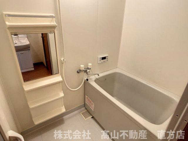 北九州市八幡西区木屋瀬２丁目のアパートの浴室