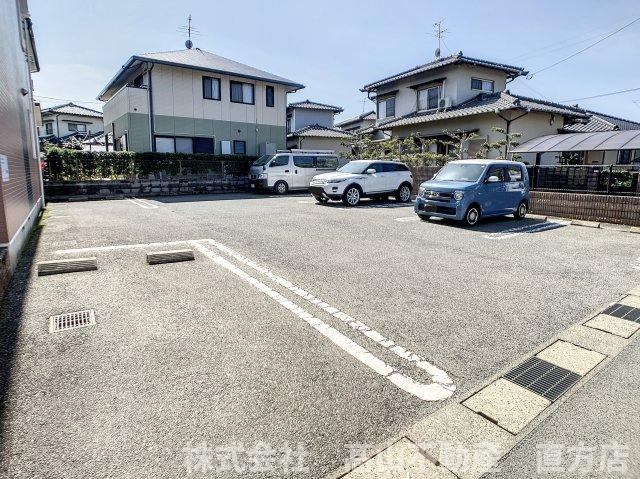 北九州市八幡西区木屋瀬２丁目のアパートの駐車場