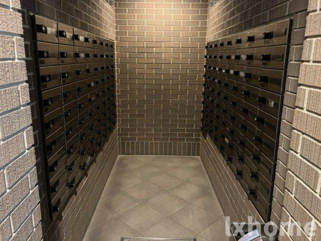 アーバンウェル茨木のロビー|毎日通るロビーはこのようになっています