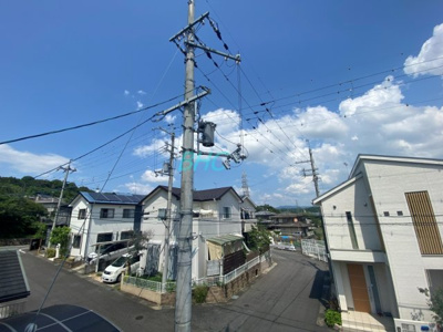 【展望】 | 石山寺４丁目 | お部屋にも爽やかな風と暖かく柔らかな日差しが差し込み、毎日の暮らしを豊かに彩ります。
