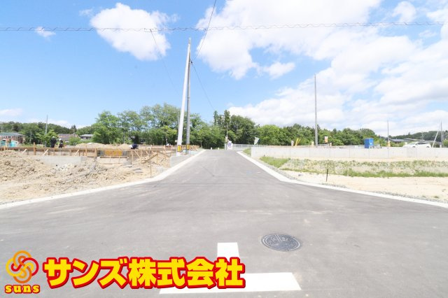郡山市田村町東山１丁目第1　　　７号棟　　　守山小学校、守山中学区の外観|東側前面道路