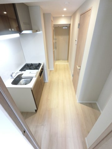 Alivis原木中山の玄関