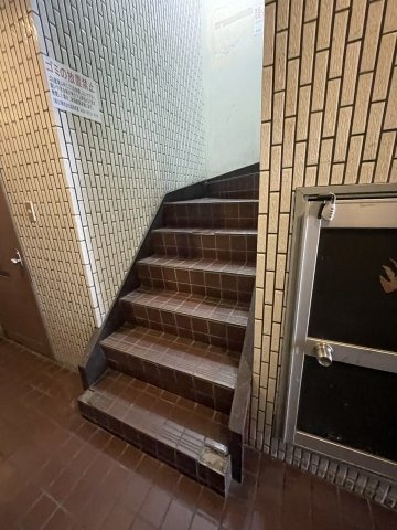 青山ハイツ淡路