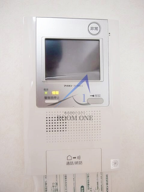 ルーブル浜松町のセキュリティ|モニター付きインターホンです。
