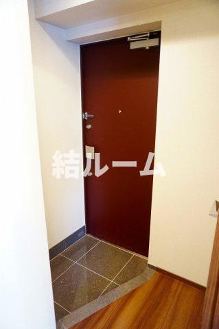 板橋区小茂根１丁目の賃貸マンションの玄関