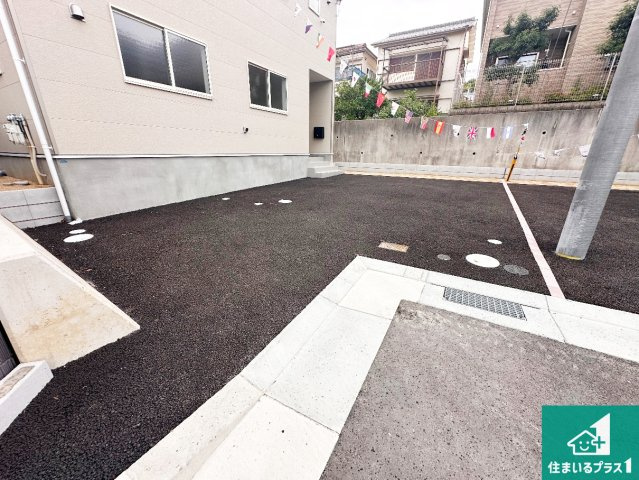 神戸市西区池上　第4期　新築一戸建ての駐車場|駐車スペース！散水栓があるので、こまめに愛車を洗えます！