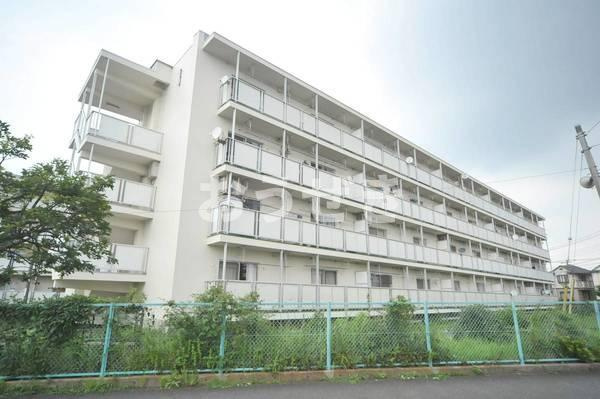 ビレッジハウス善部４号棟の外観