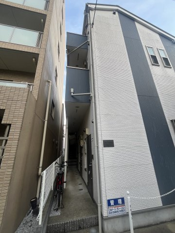 プレシャス白山の外観