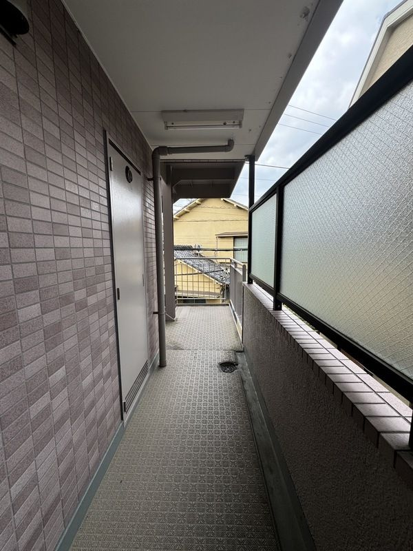 山源水産ビルのロビー