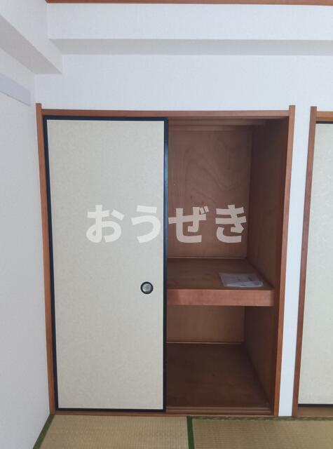 メゾンマルセ南糧の収納