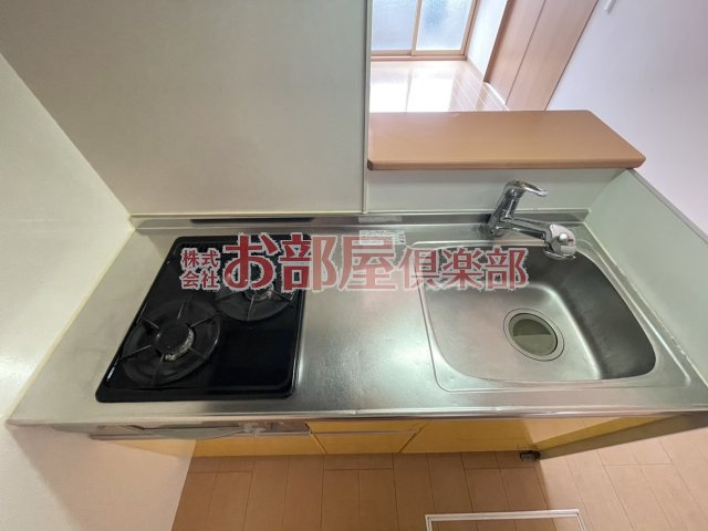 カトレアコートのキッチン|お料理しやすいキッチンです