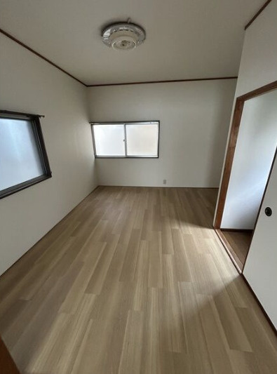 灘北通7丁目戸建の内装