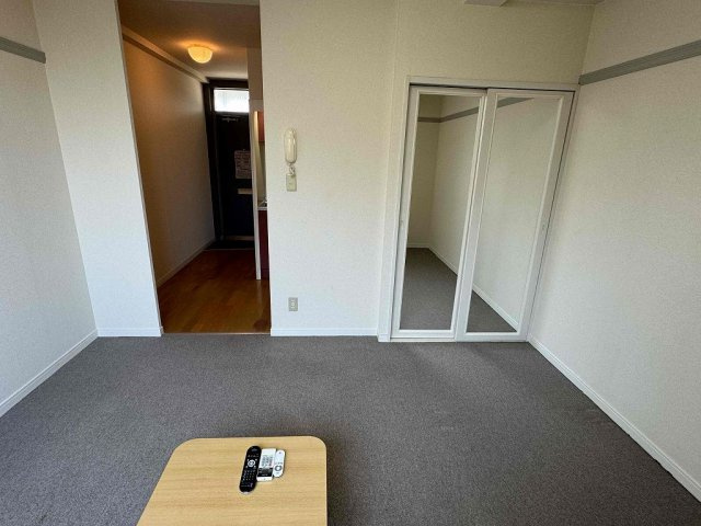レオパレスプレージュの居間・リビング|※同タイプ部屋の写真となります