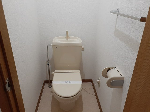 サウスプレイスのトイレ|ゆったりとした空間のトイレです