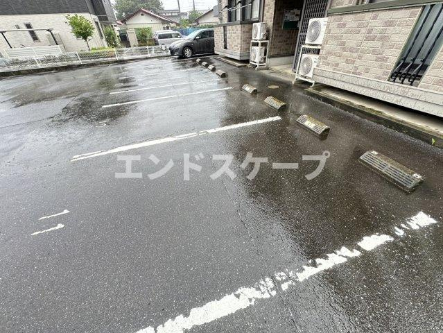 クローバーハイツ　Ｂの駐車場|高崎、前橋のお部屋探しはエンドスケープまで！お客様の理想お聞かせ下さい♪