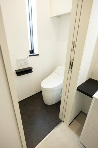 【トイレ】 | Hale Luana | シンプルで使いやすいトイレです