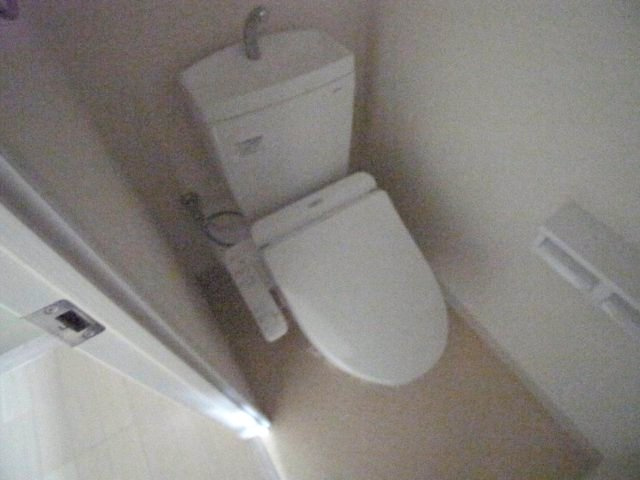 エイビスのトイレ