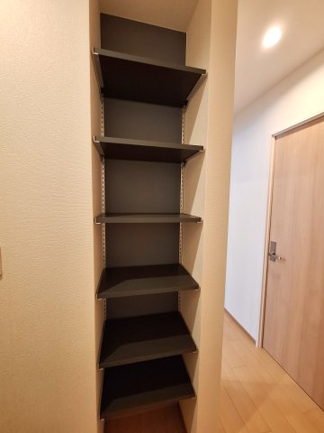 ヘーベルメゾン常盤の玄関