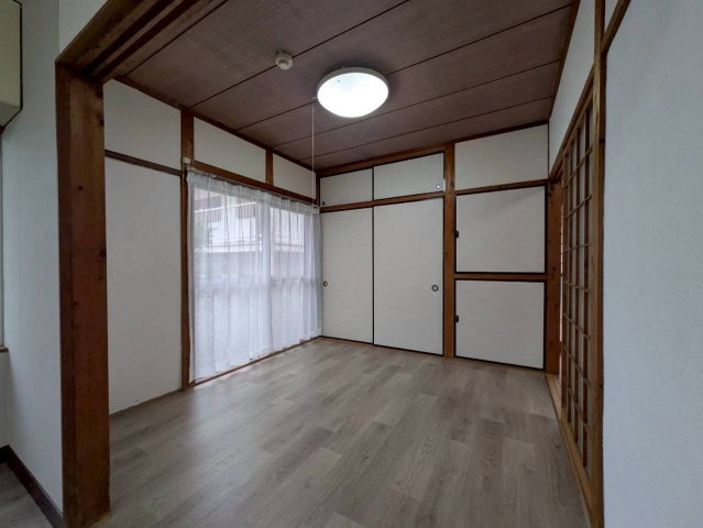 武豊町山ノ神戸建の居間・リビング