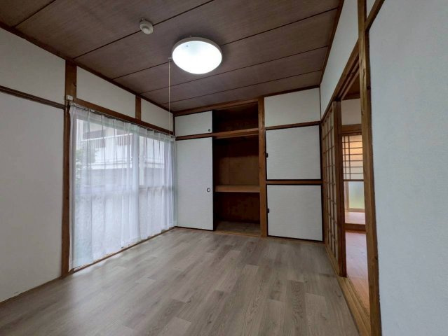 武豊町山ノ神戸建の居間・リビング