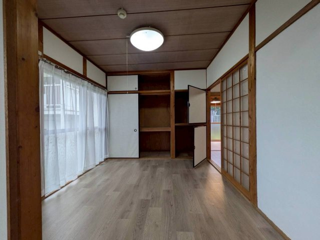 武豊町山ノ神戸建の洋室