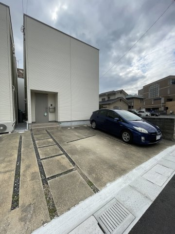 福浜戸建の駐車場