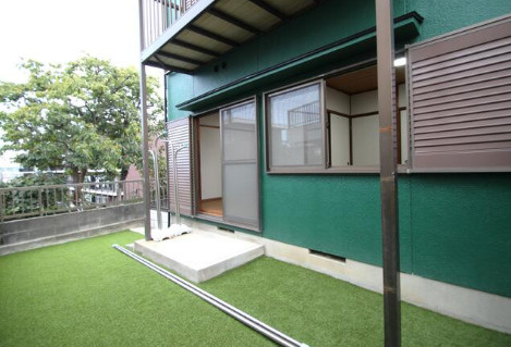 岡の上ハイツの庭