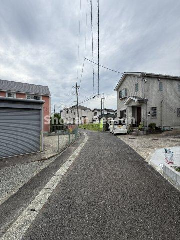 【現地画像あり】平塚市東真土　新築戸建　全１棟の前面道路含む現地写真|フラット35S利用可能です。
住宅ローンのご相談などもお気軽にしてくださいね！