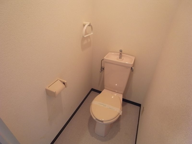 リヴェールメイ垂水のトイレ