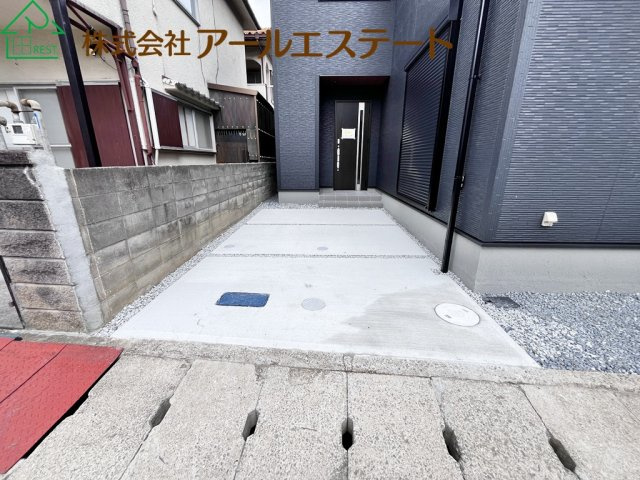 加古川市平岡町新在家6期　　新築戸建の駐車場