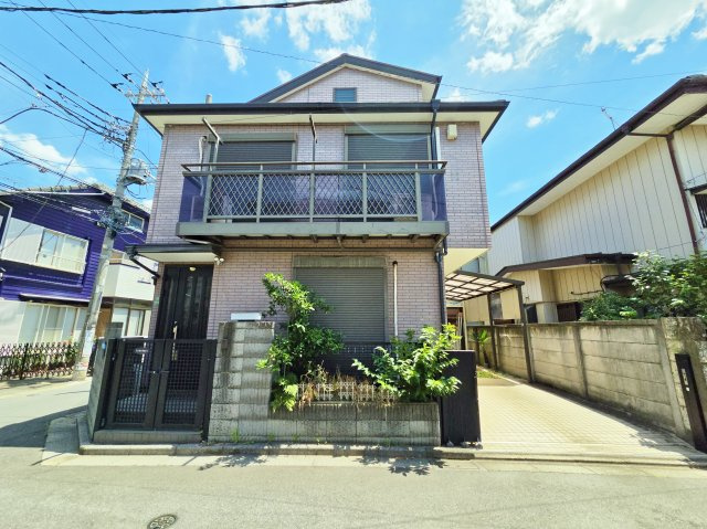 練馬区西大泉4丁目の外観|大型小屋裏収納付♪
居室はしっかりとした広さがありプライベートな時間も快適にお過ごしいただけます