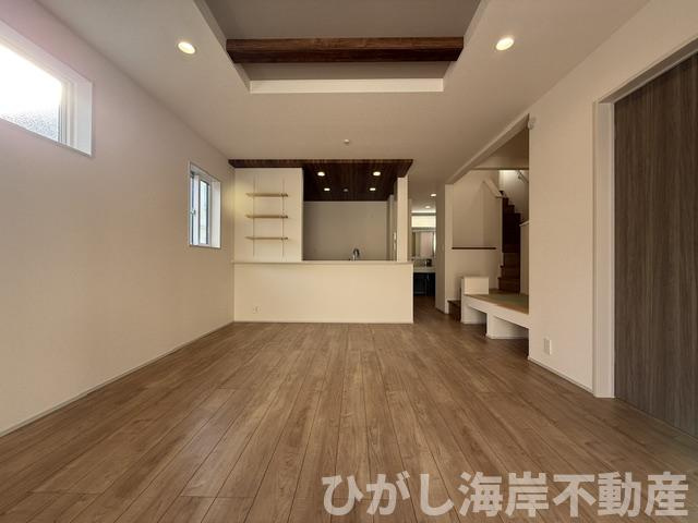 茅ヶ崎市高田2丁目　新築戸建　のダイニング|23帖　折上天井付LDK