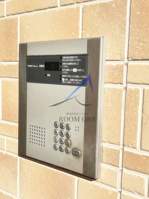 アーバンプレイス落合駅前のセキュリティ|オートロックです。